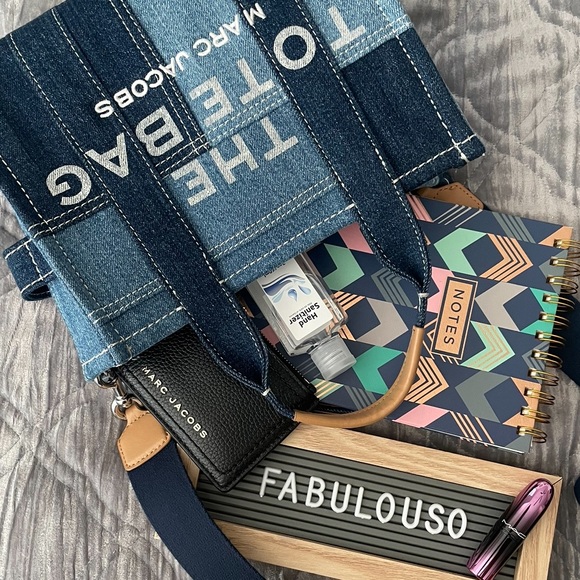 Marc Jacobs Handbags - 💕Marc Jacobs THE TOTE BAG Denim